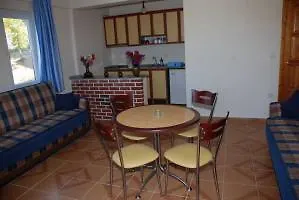 Gurol Aqua Resort Hotel And Apart